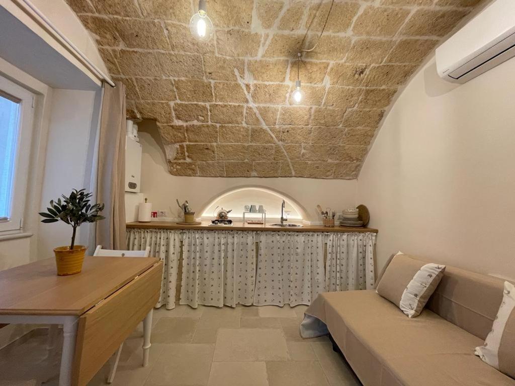 La Piccola Sanremo - Room & Coffee - Monopoli Luaran gambar
